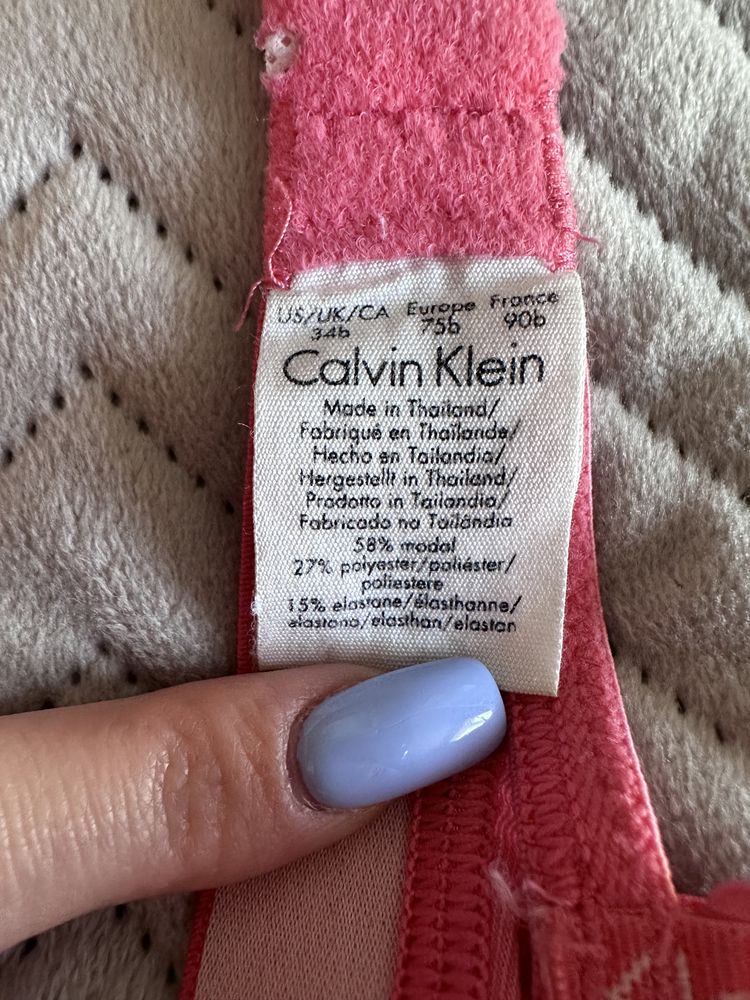 Stanik Biustonosz Calvin Klein 75B bez push-up