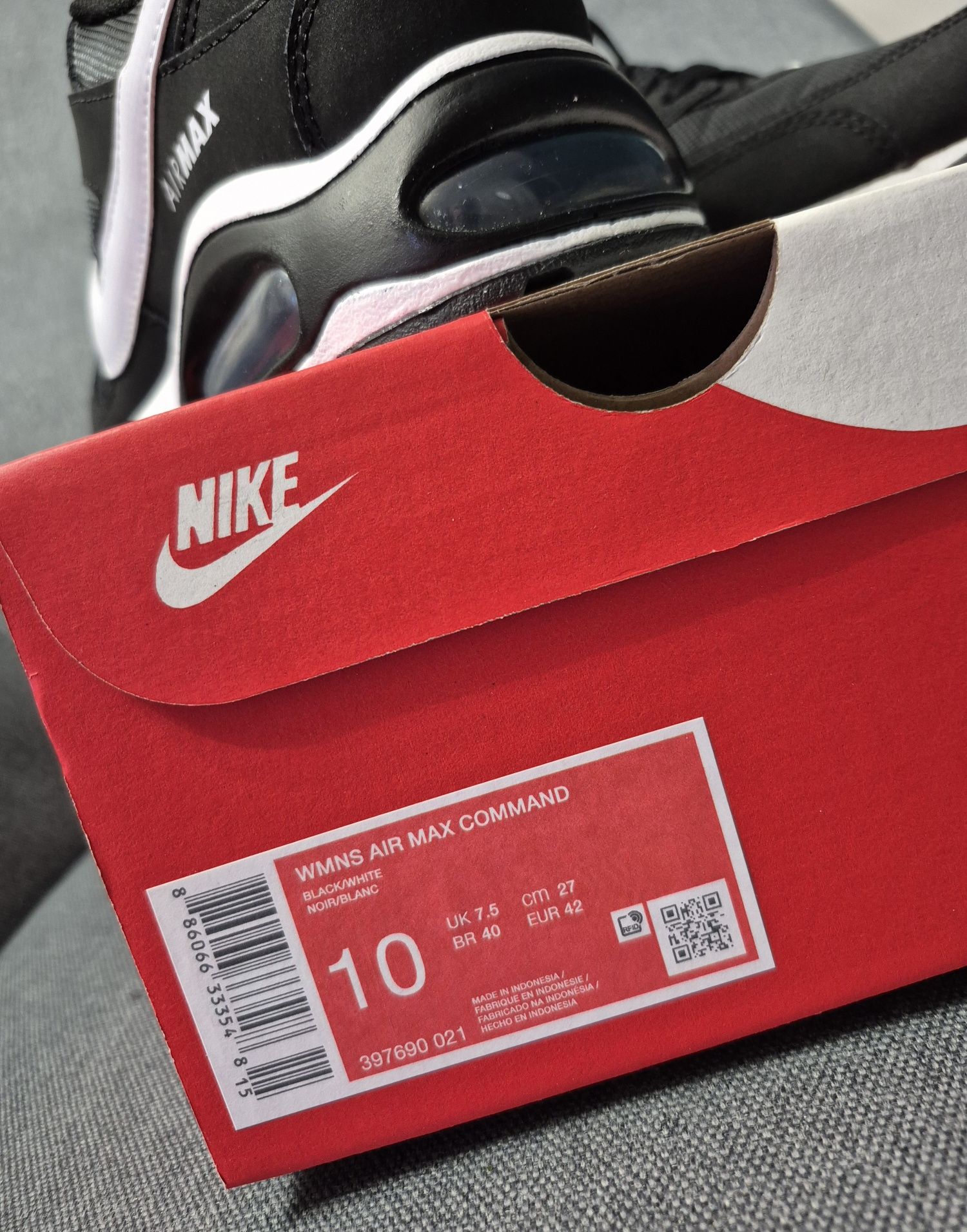Nowe buty Nike Air Max Command rozmiar 42 (27cm) czarne