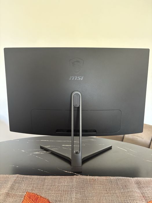 Monitor Gaming Curvo MSI Optix G241VC