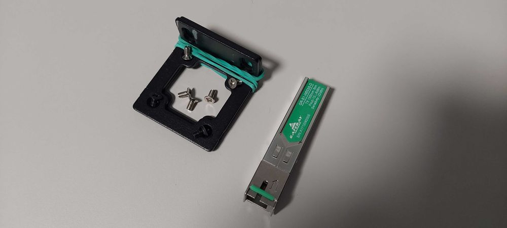 Комутатор D-Link DGS-1026MP 24x1GE з PoE, 2xSFP / GE