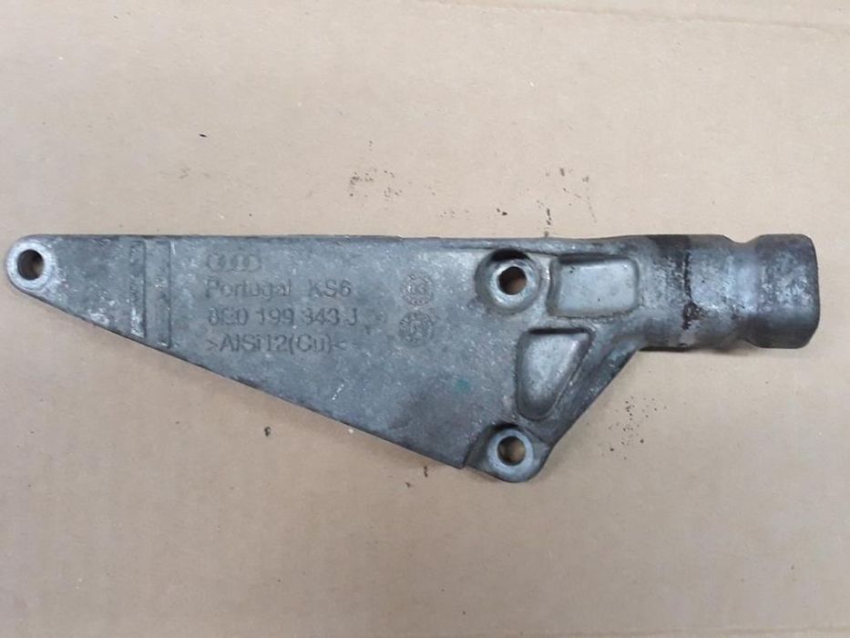 Łapa podpora Mocowanie Poduszki Silnika 8E0199343J A4 B6 B7 EXEO 1.8T