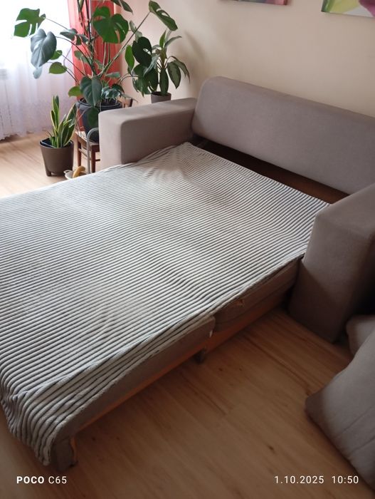 Sprzedam sofę rozkładana z funkcją spania