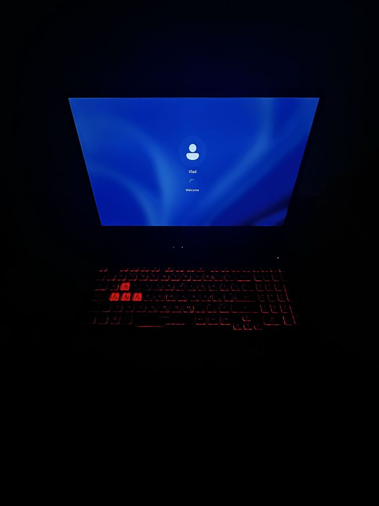 Продам ноут ASUS FX506HEB,i7 11800h, 16gb ddr4, nvidia 3050ti, 500 ssd