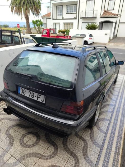 Vendo  BMW E36 Touring 325tds