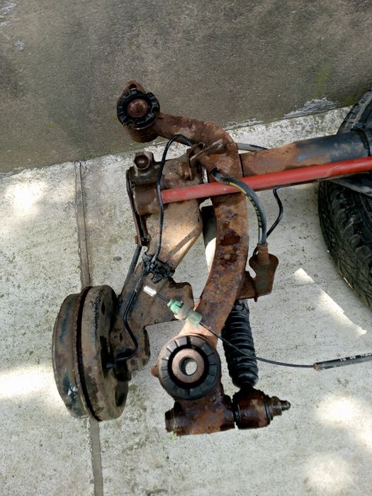 Продам задню балку на Пежо 206