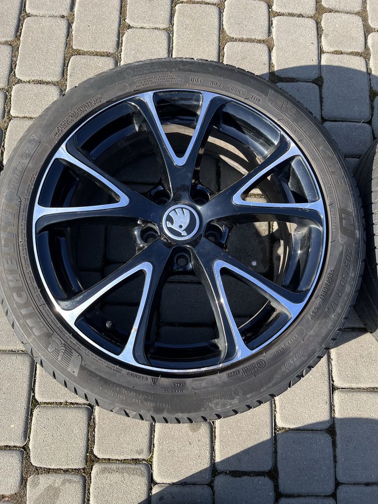 Felgi 5x112 17 cali Skoda Octavia Superb Rapid opony 215/55/17