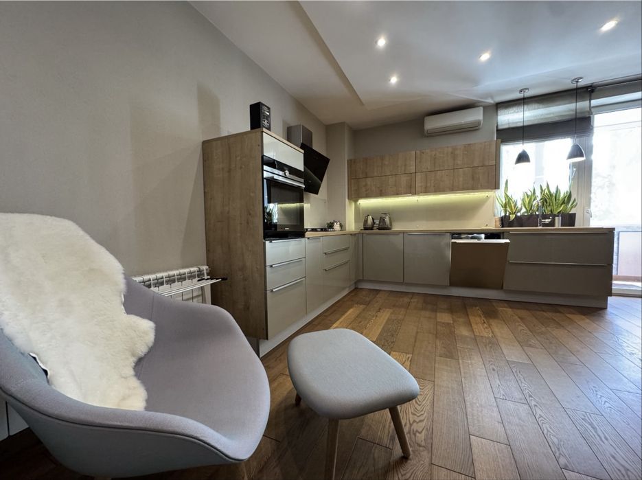 БЕЗ% оренда 4к кв Межигірська 28 Подол