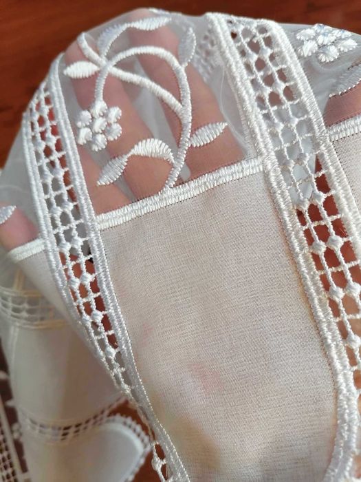 Zazdrostka,firanka panelowa,haft,gipiura wys.40cm.