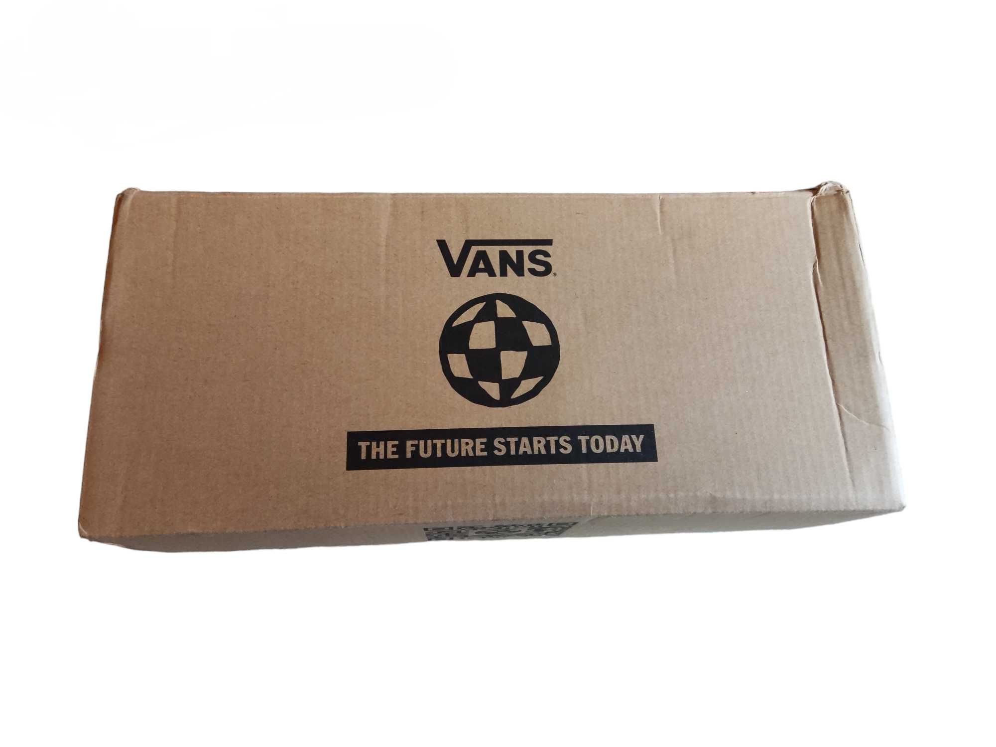 Tenis Vans VR3 Black/Marshmallow