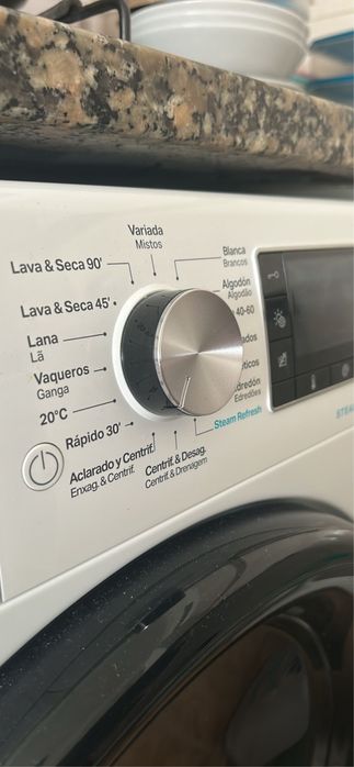 Maquina de lavar e secar Whirlpool nova, com garantia de 3 anos