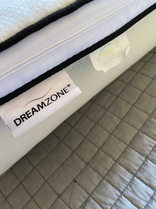 Materac nawierzchniowy Dreamzone 90 x 200 cm - cienki