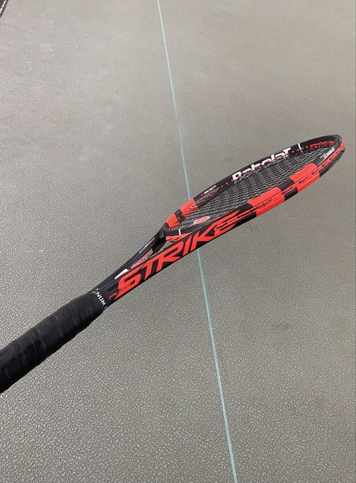 Тенісна ракетка Babolat pure strike 100