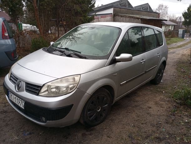 Megane grand Scenic 7 os.