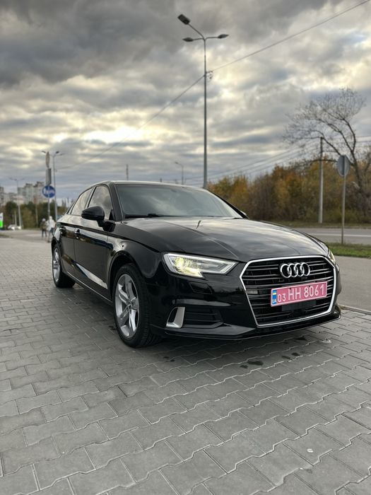 Продам Audi A3 2018, хороший стан