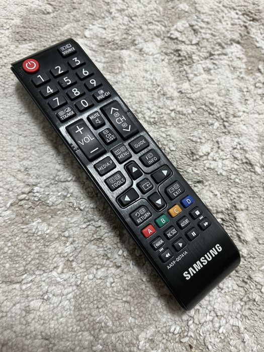 Телевізор Samsung UE32J4000AK