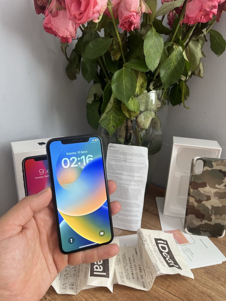 Apple iphone X - 64 Gb , pudelko ladowarka etui w zestawie