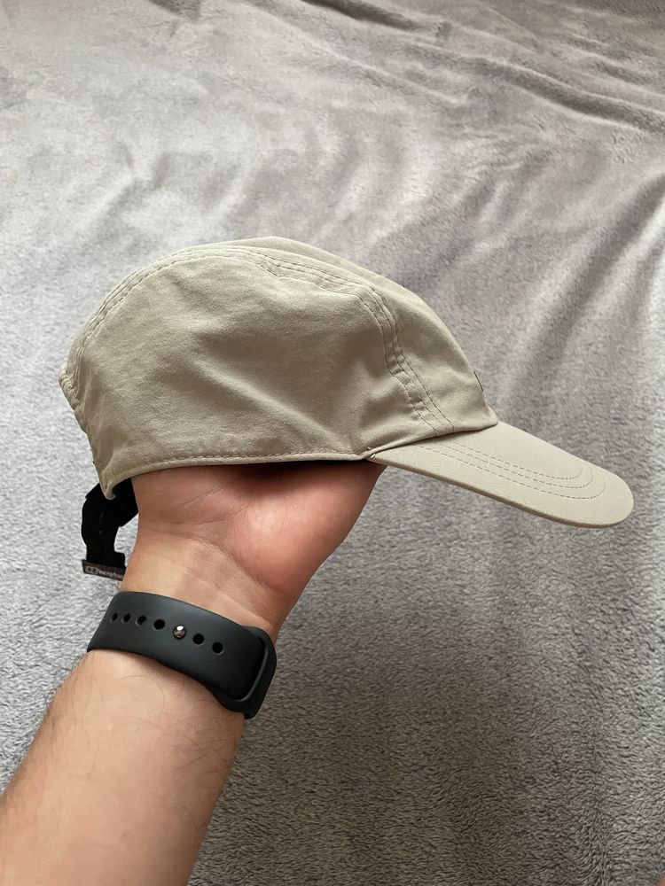Кепка бейсболка пятипанелька  berghaus