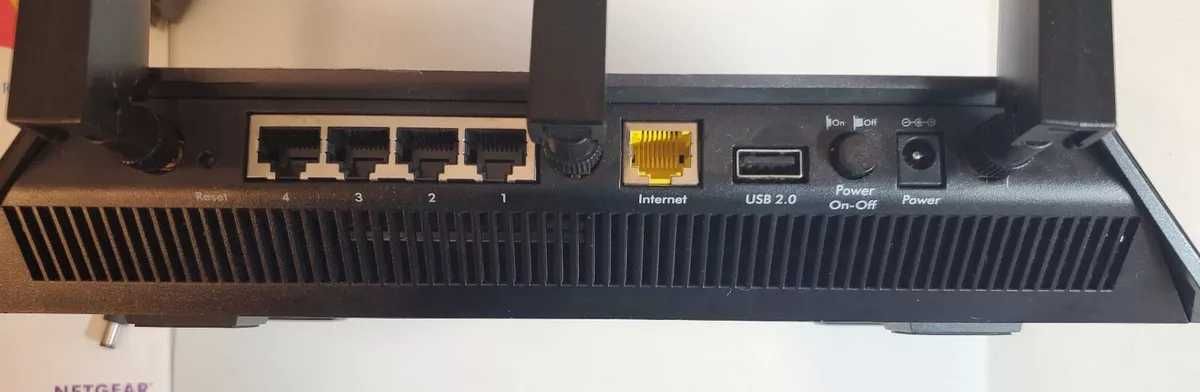 NETGEAR Nighthawk AC1900 (R7000) Smart Dual-Band Wi-Fi Роутер