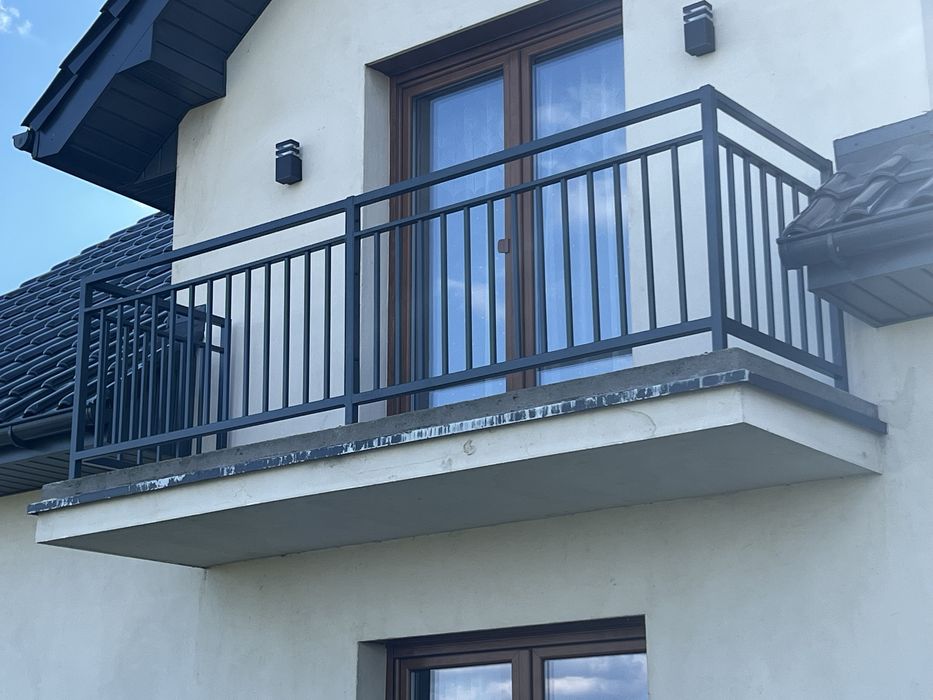Balustrada Balkonowa / zewnętrzna / Produkcja + montaż