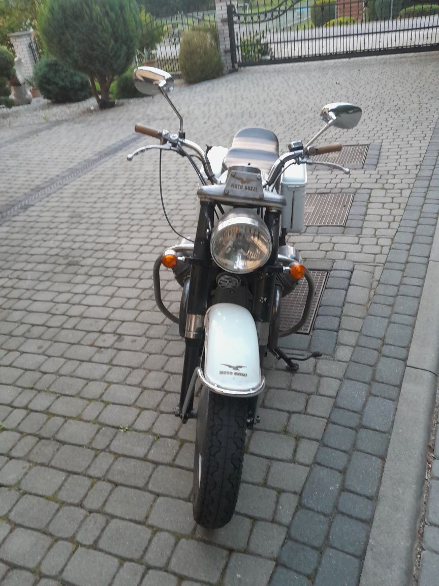 Moto guzzi V7   1968