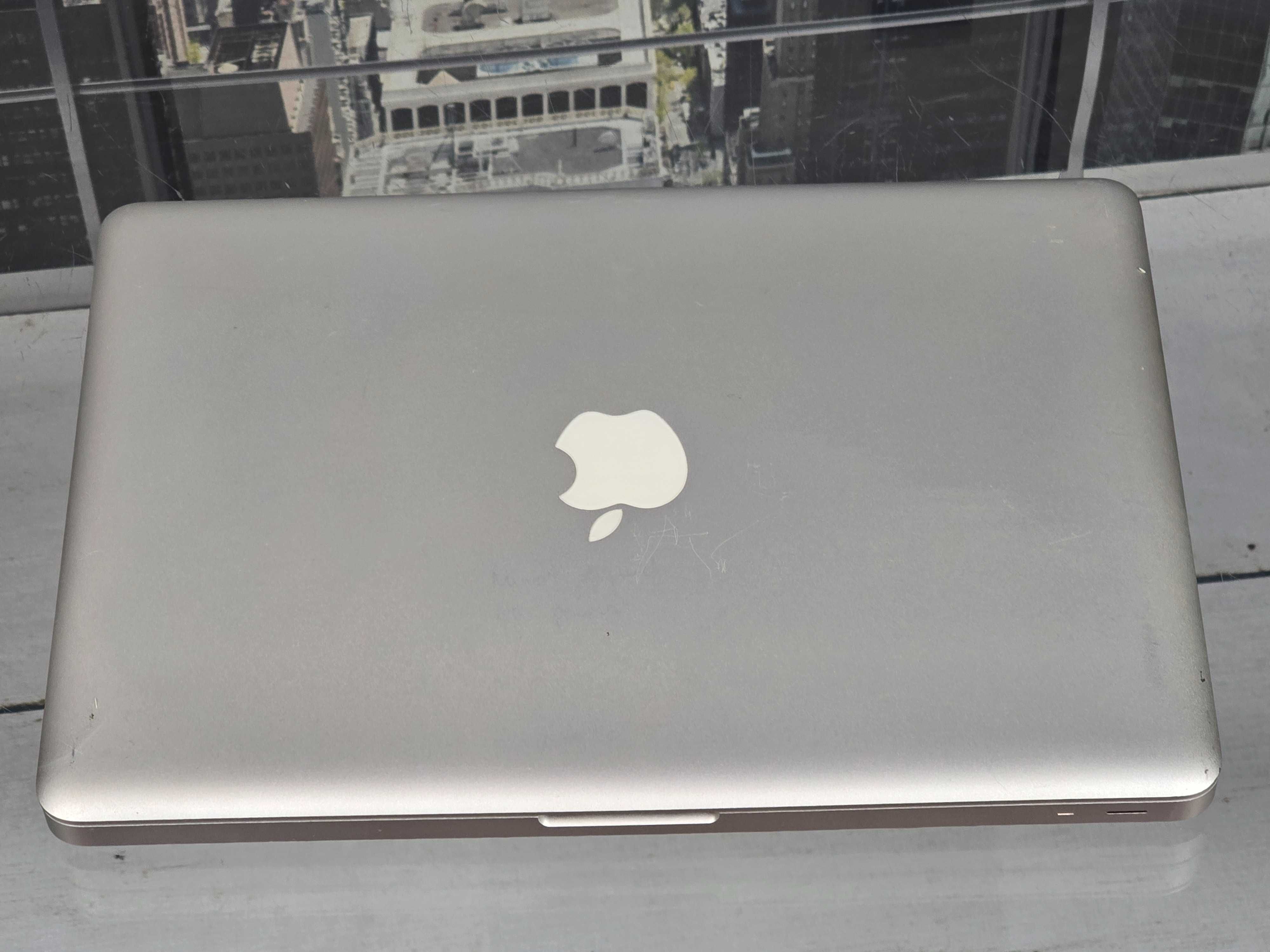 Macbook Pro 13,3' C2D Dysk 256 SSD 8GB RAM Podś Klaw  Bateria Gwarancj