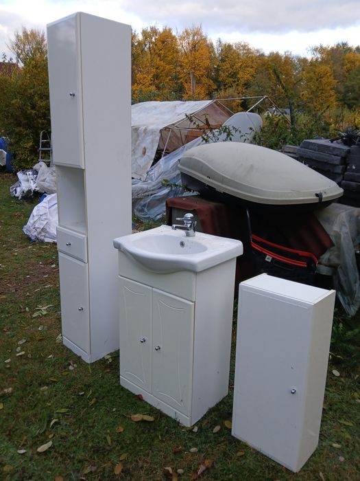 Szafki meble łazienkowe białe