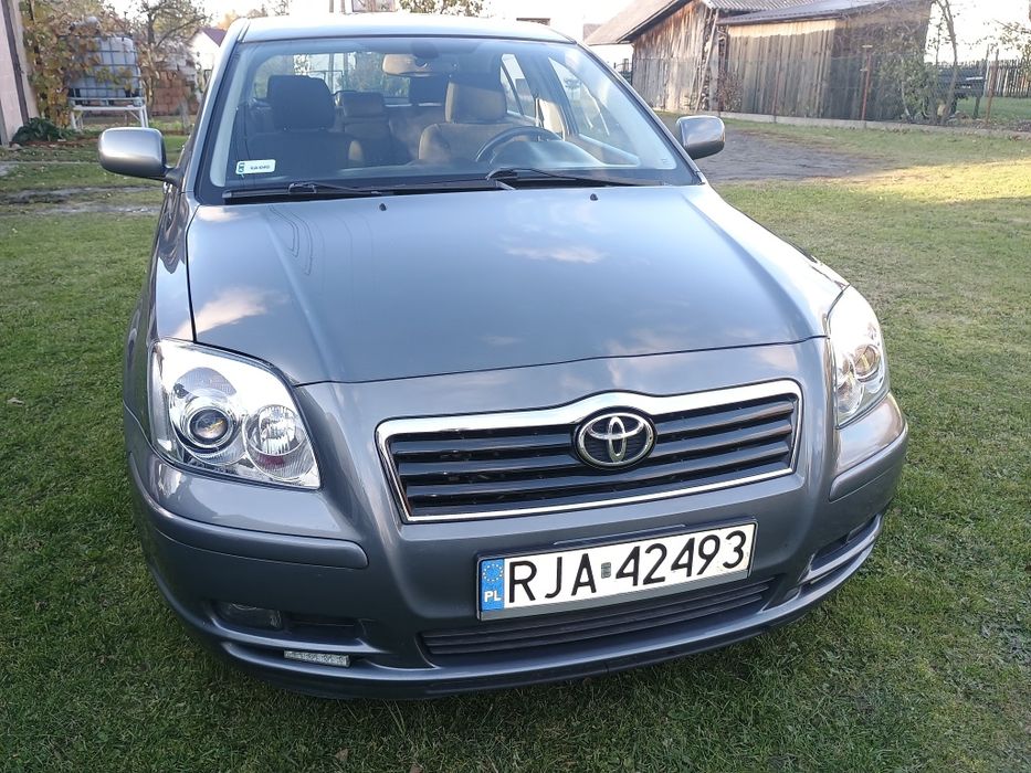 Sprzedam Toyota avensis 2.0 d4d