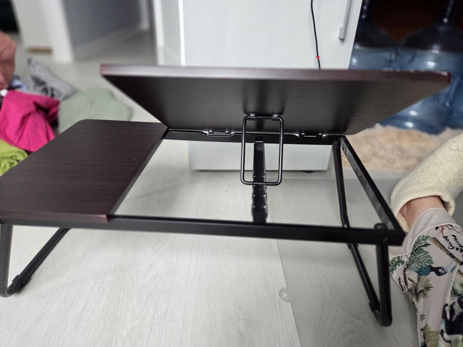 Składany stolik pod laptopa / stolik śniadaniowy