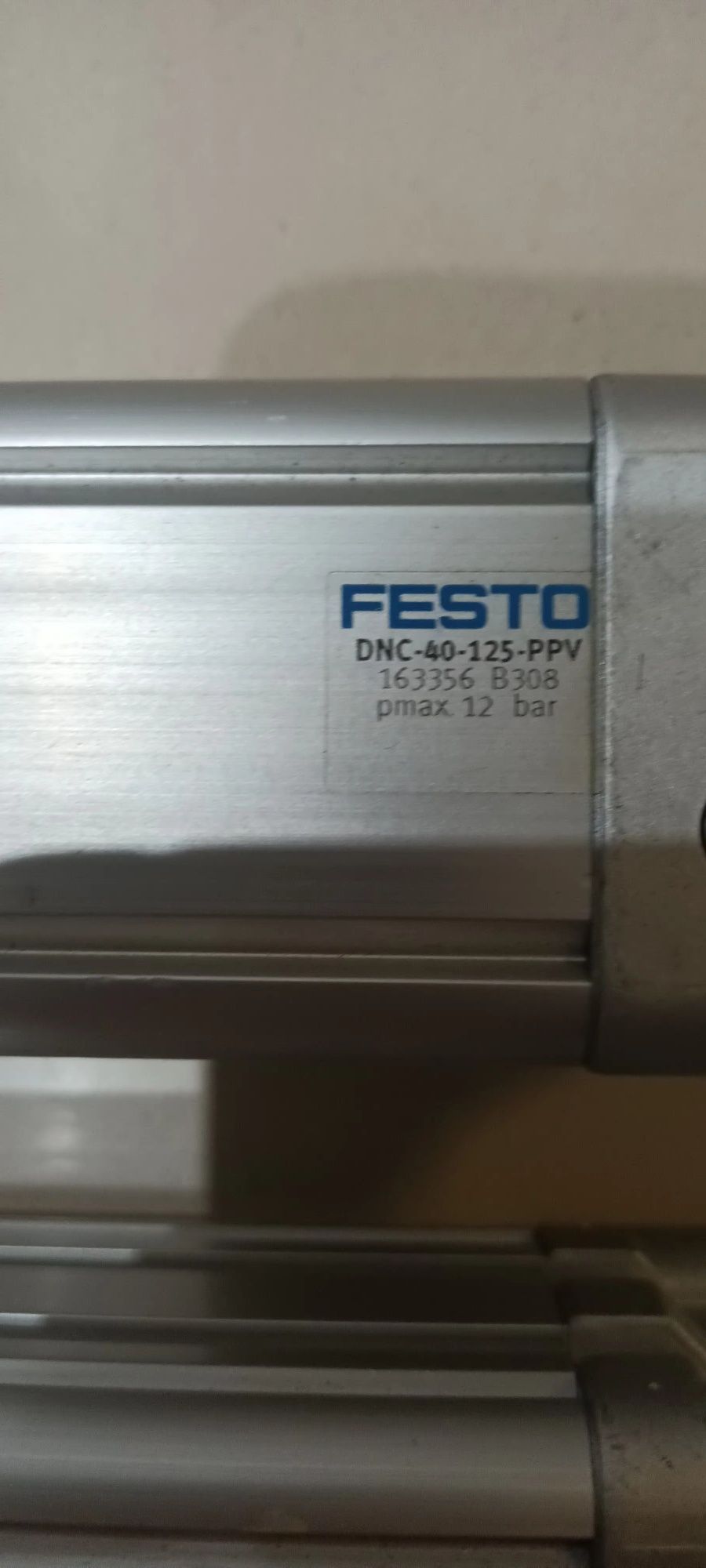 Siłownik Festo DNC-40-125-PPV