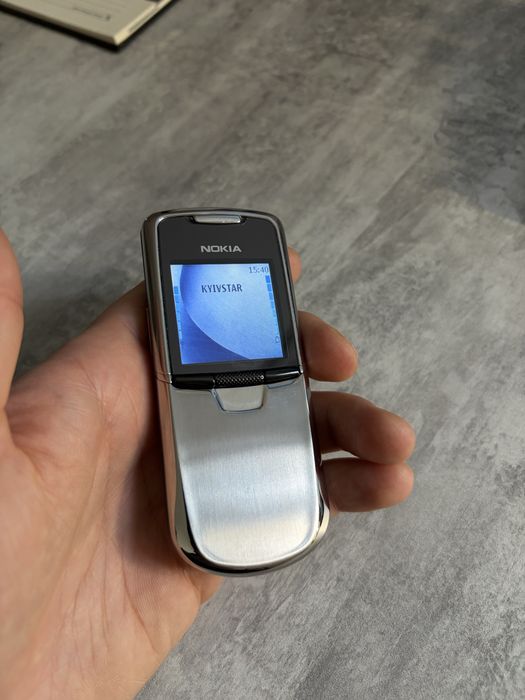 Nokia 8800 classic + стакан та дод.батарейка