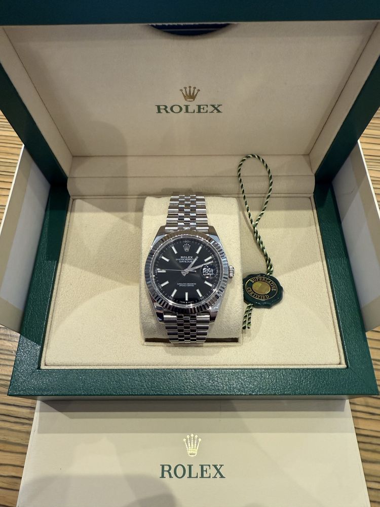Rolex date just 41mm 2022