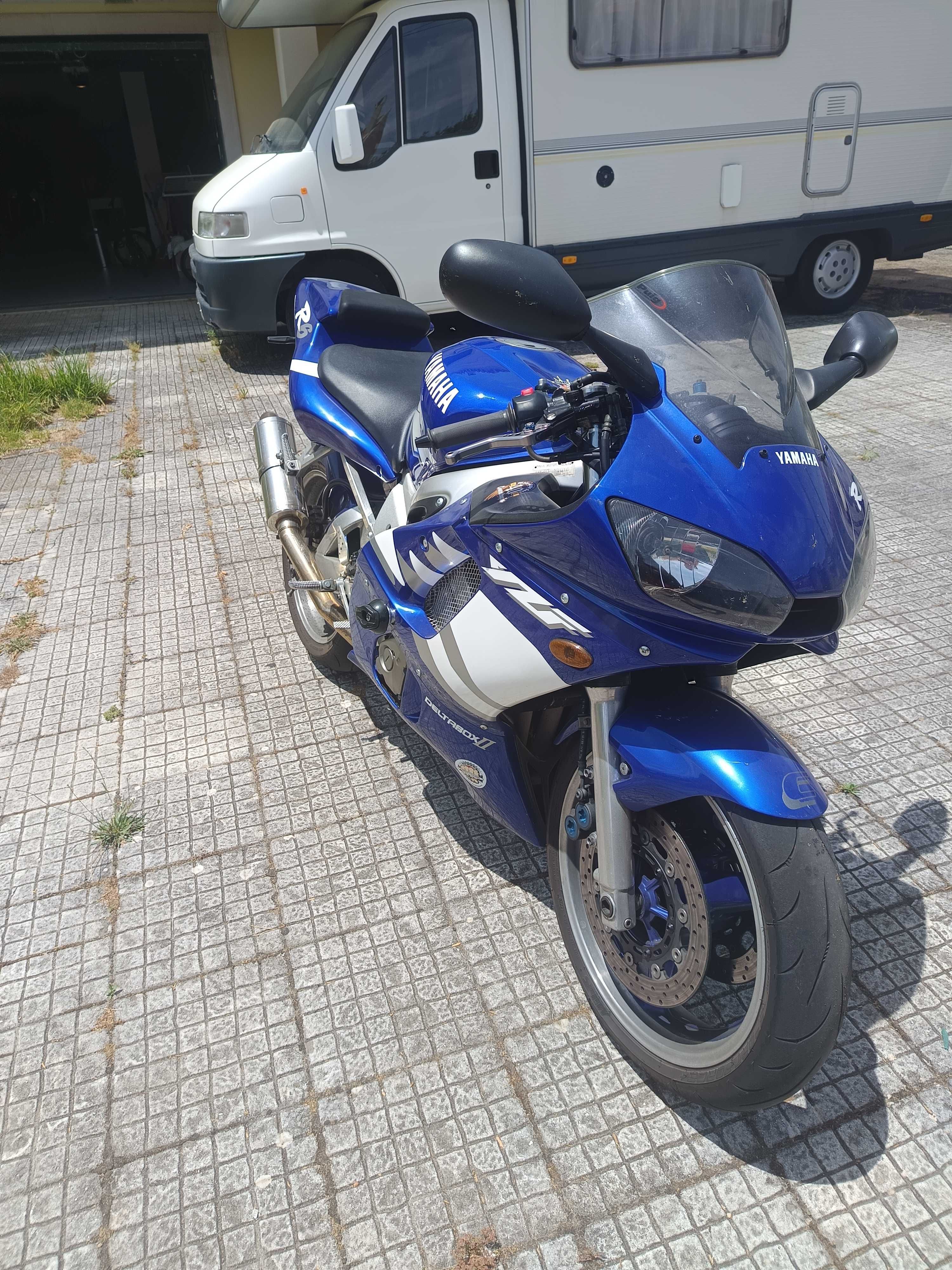 Yamaha R6 ano 2000