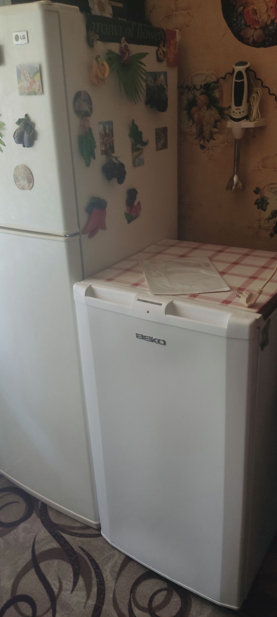 Продам морозильную камеру Beko