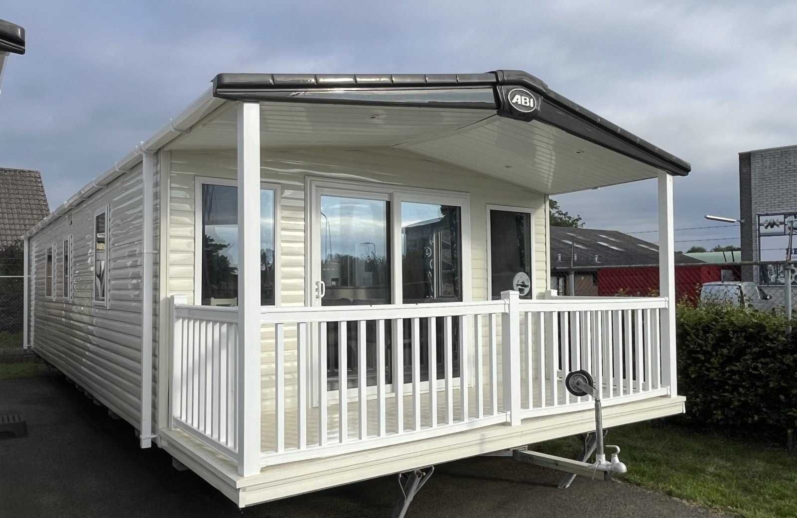 LINDA MOBILE HOME PRONTA PARA HABITAR T3 DE ALTO PADRÃO COM ALPEDRE!
