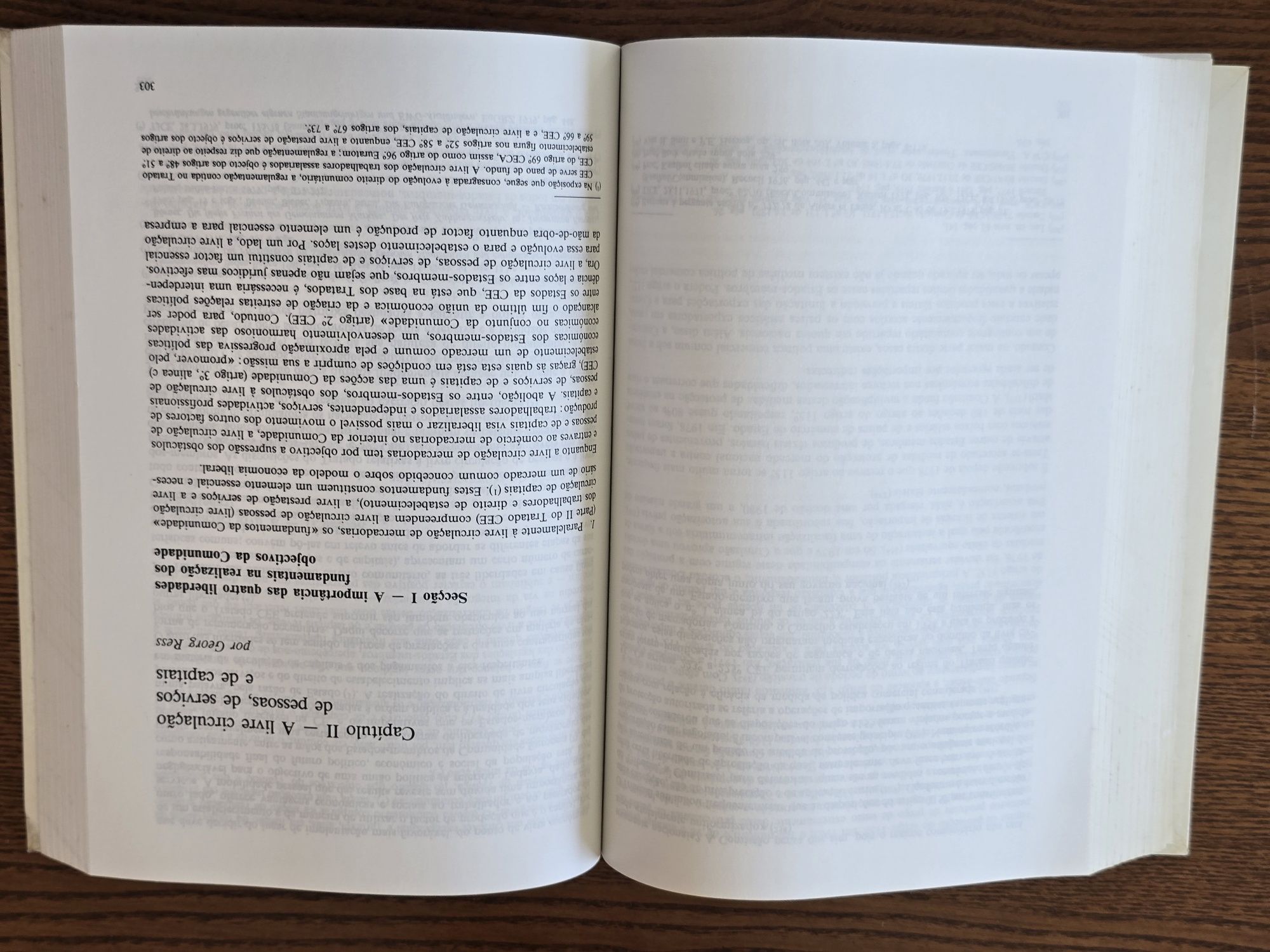 Livros jurídicos / Direito / 1 = 5€ / 10 = 40€