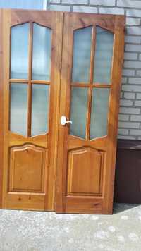 Продам дерев'яні міжкімнатні двері б/у