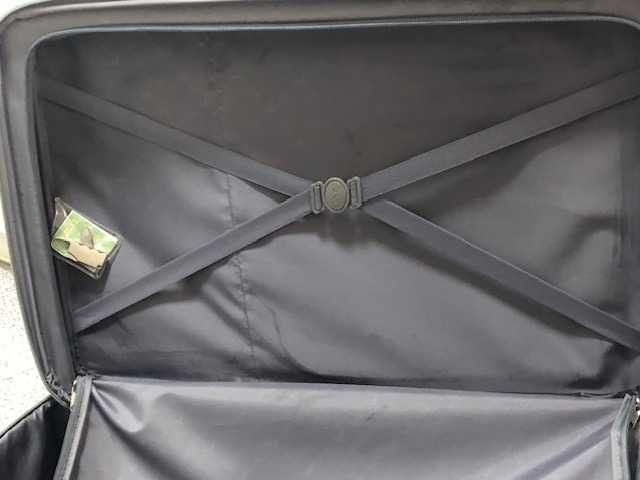 Mala viagem grande da marca LYS, em polyester cinzenta