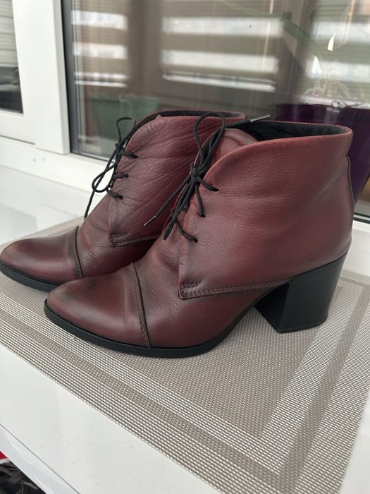 Черевики жіночі 39 розміру