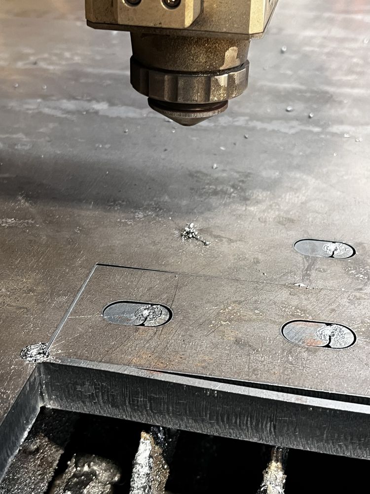 Serviço de corte a laser