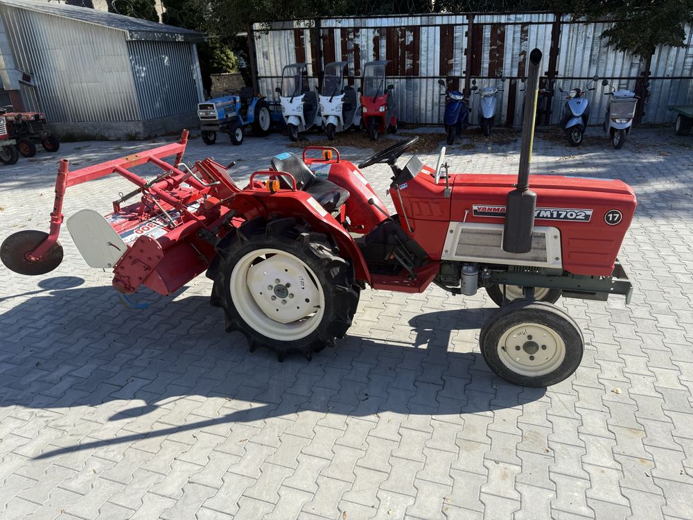 Японський трактор Yanmar YM1702