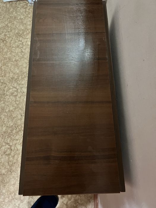 Продам стіл у відмінному стані