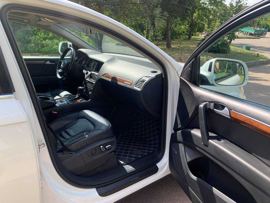 Ауді Q7, 2015 року