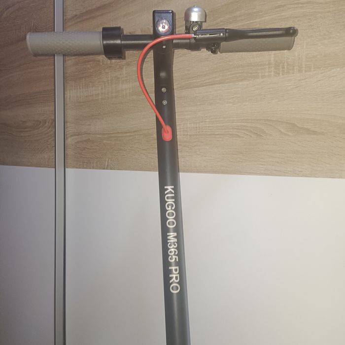 Електромамокат Kugoo M365 PRO