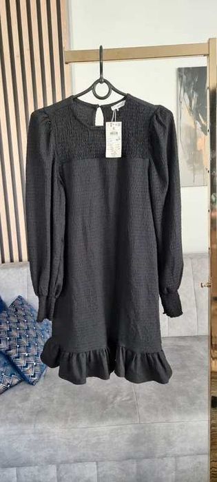 Sukienka mini z falbaną Reserved r.S/36