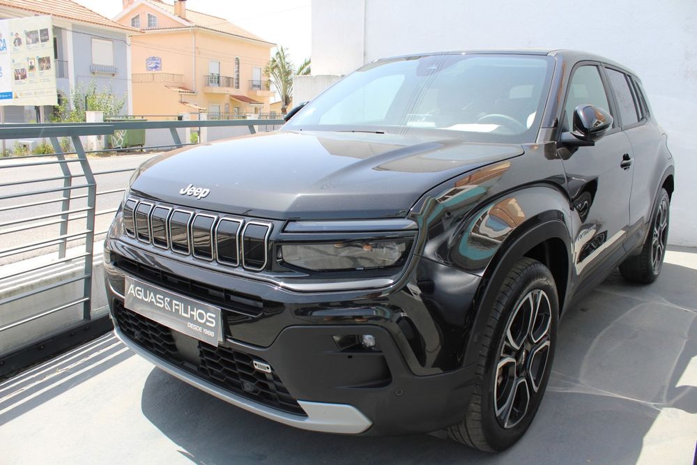 Jeep Avenger 1.2 e-Hybrid Summit DCT