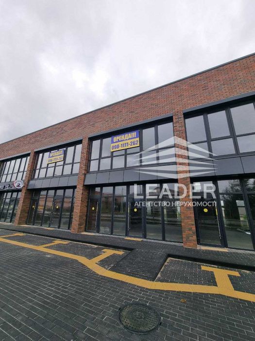 Сдам Фасадне приміщення!Чудова локація!