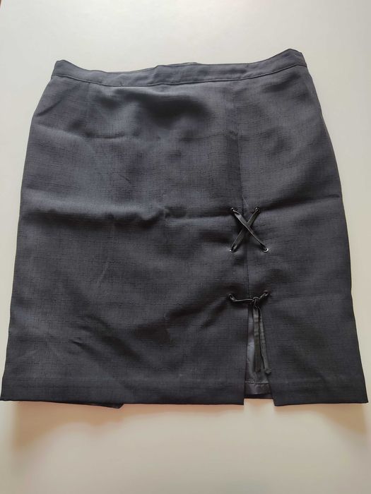 Saia Reta Preta Com racha Com forro handmade Tamanho 48-50