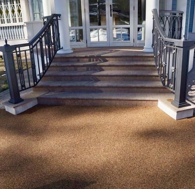 Кам'яні коври ззовні та всередині приміщень