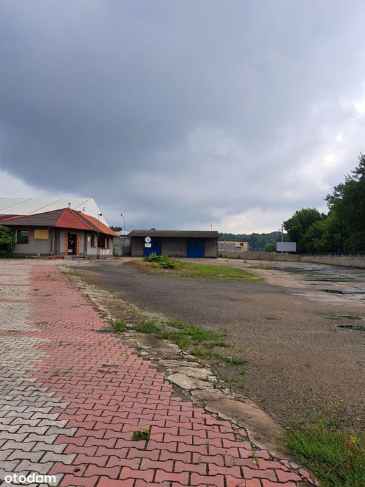 Wynajem nieruchomości komercyjnej- biuro, magazyn i plac w Twardogórze