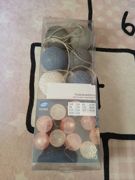 Cottonballs, łańcuch świetlny